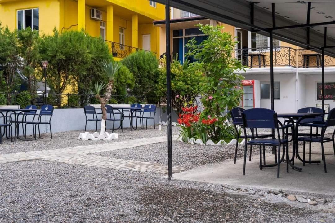 Hotel Liza Gonio Bagian luar foto